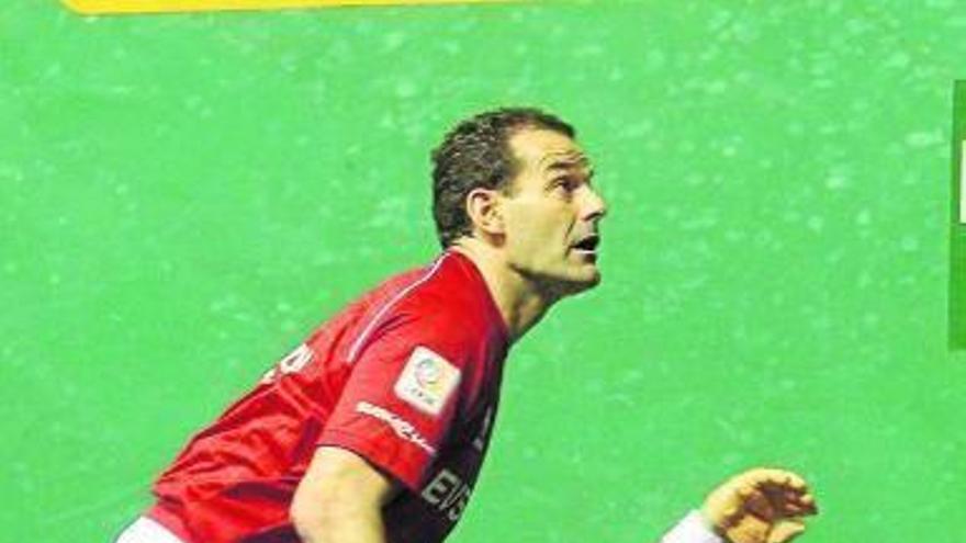 Olaizola II y Begino frenan su caída y estarán en semifinales