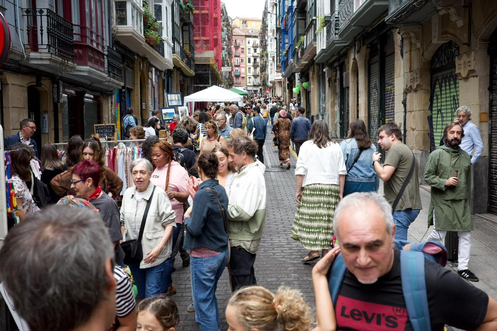 En imágenes: Mercado del Dos de Mayo de Bilbao