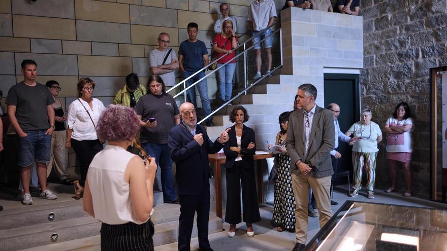 Fotos de la inauguración de la exposición sobre el romance navarro