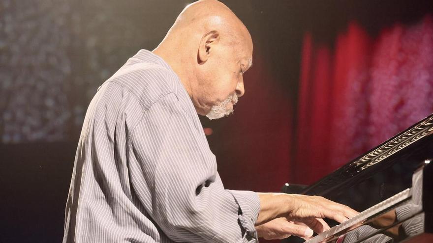 La veteranía de Kenny Barron se adueña de Mendizorroza