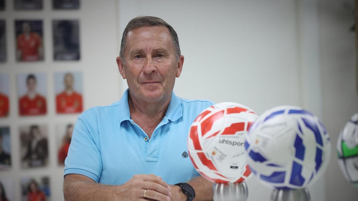 Rafa del Amo, en la sede de la Federación Navarra de Fútbol