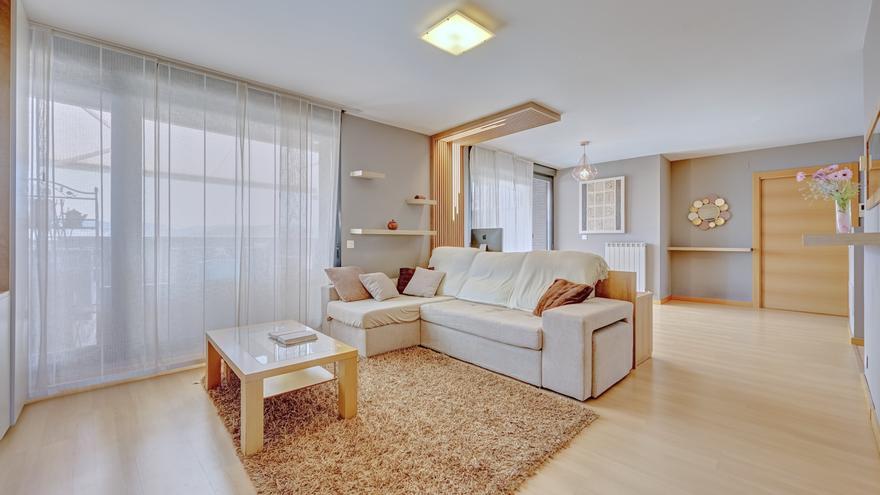 Ripagaina se supera: sale a la venta un espectacular ático-dúplex con terraza de 45 m² a un paso del centro de Pamplona
