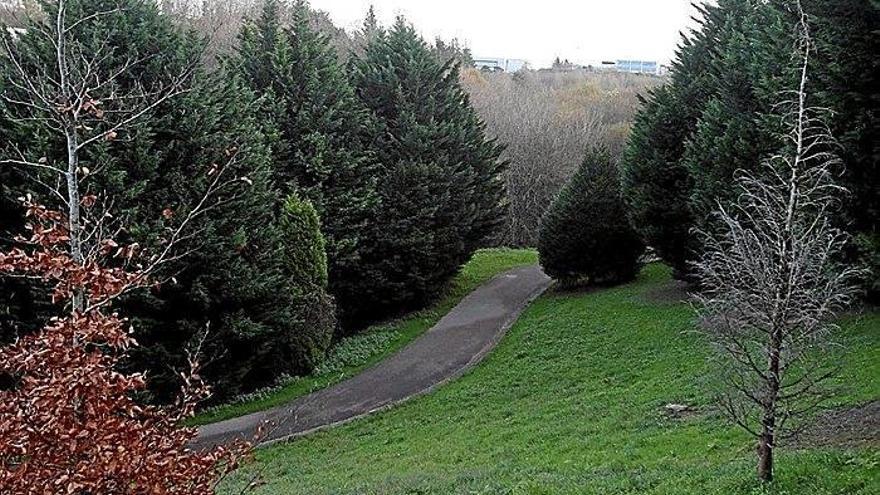 Una tercera pasarela y manzanos potenciarán el bosque de Miramon
