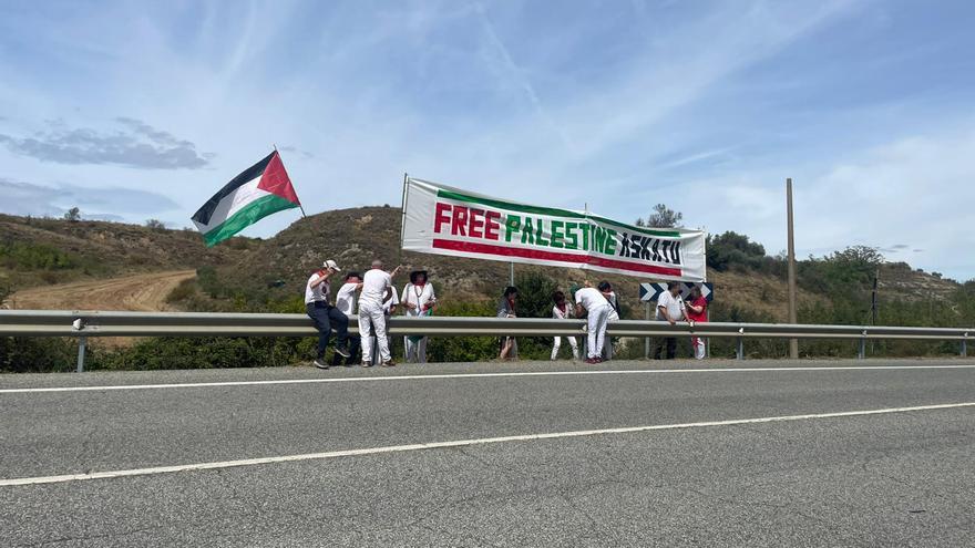 La Vuelta: Navarra protesta contra el genocidio en Gaza