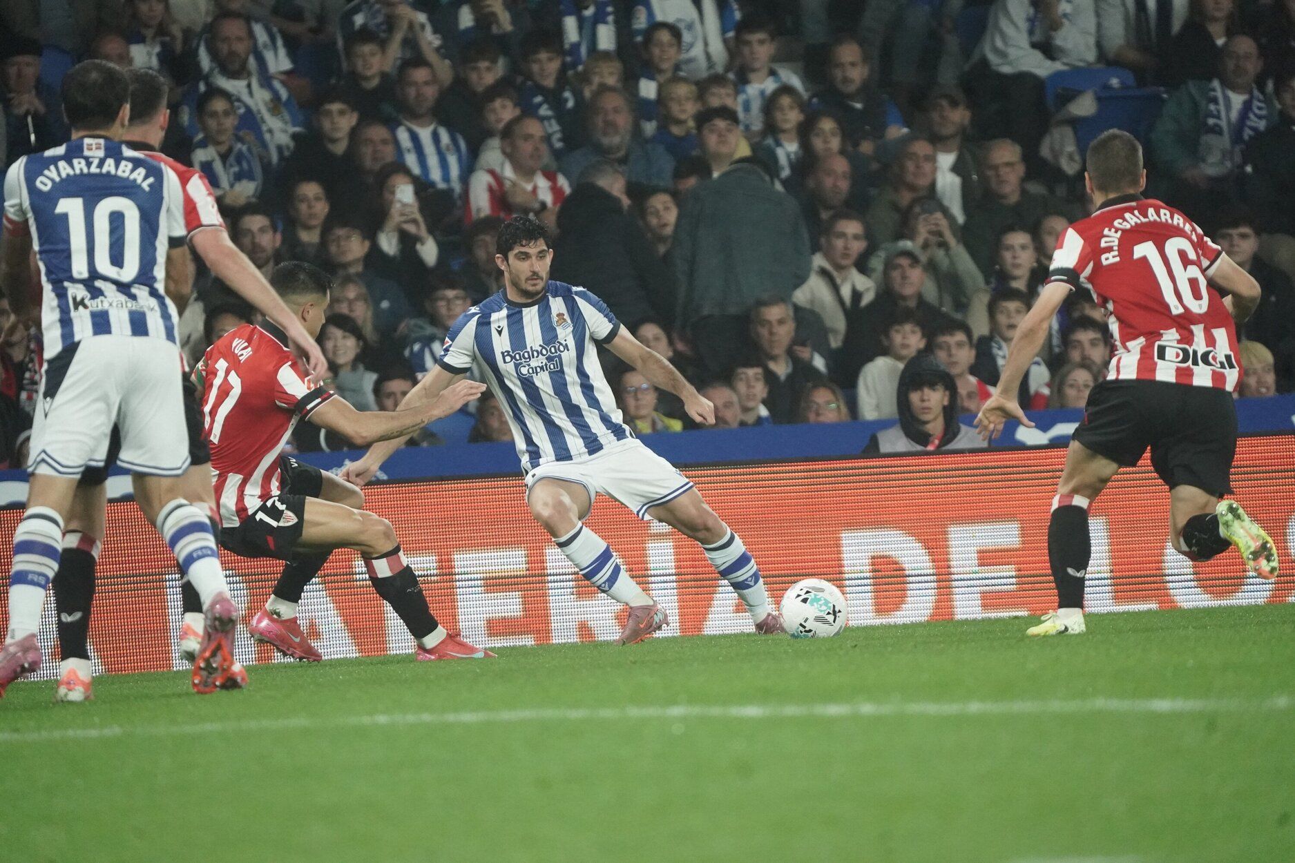 Las mejores imágenes del partido entre la Real y el Athletic
