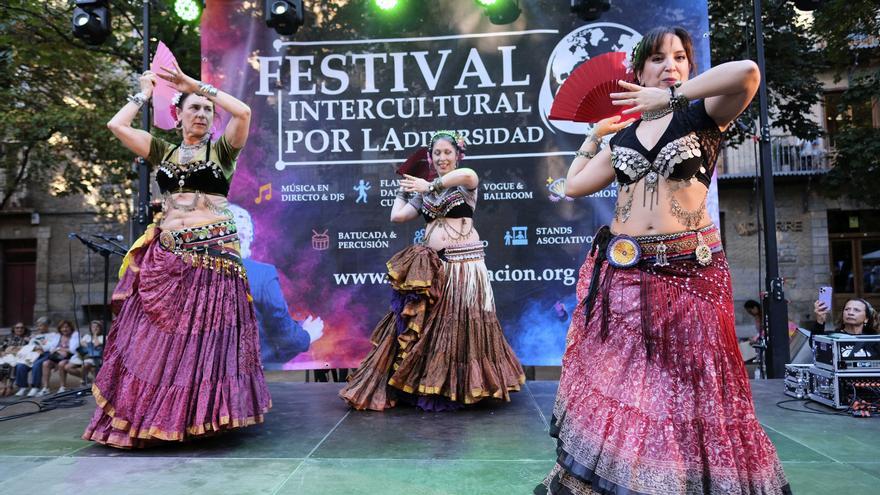 Fotos del IV Festival Intercultural por la Diversidad en Pamplona