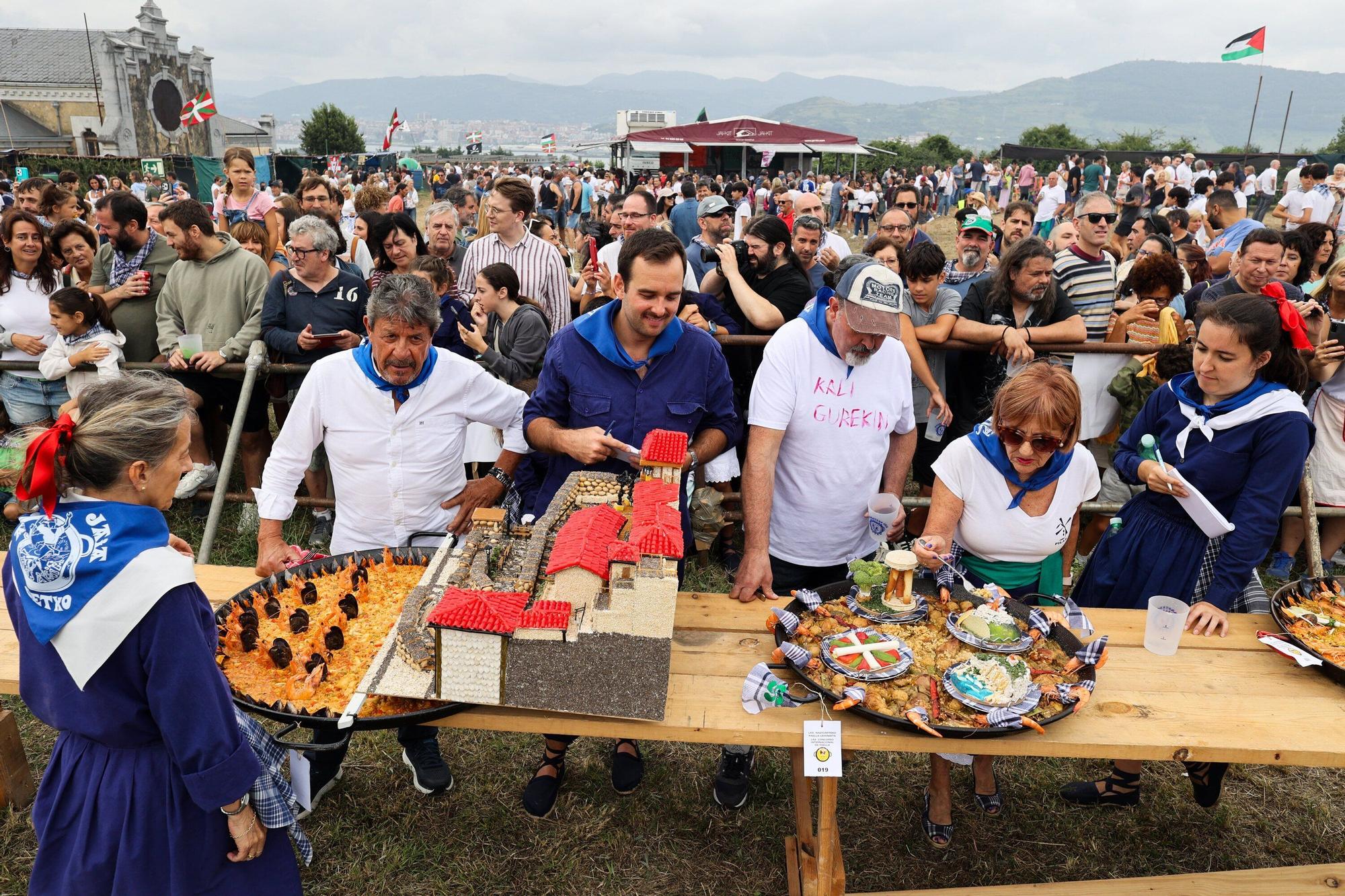 En imágenes: Getxo celebra sus Paellas de Aixerrota