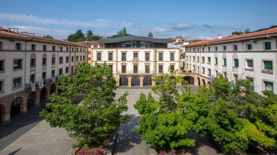 Amorebieta, pionero en la certificación de trámites en comunicación clara