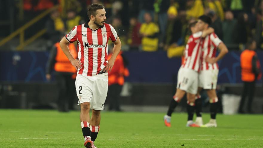 Un juego de hombres y niños en la derrota del Athletic contra el Borussia Dortmund
