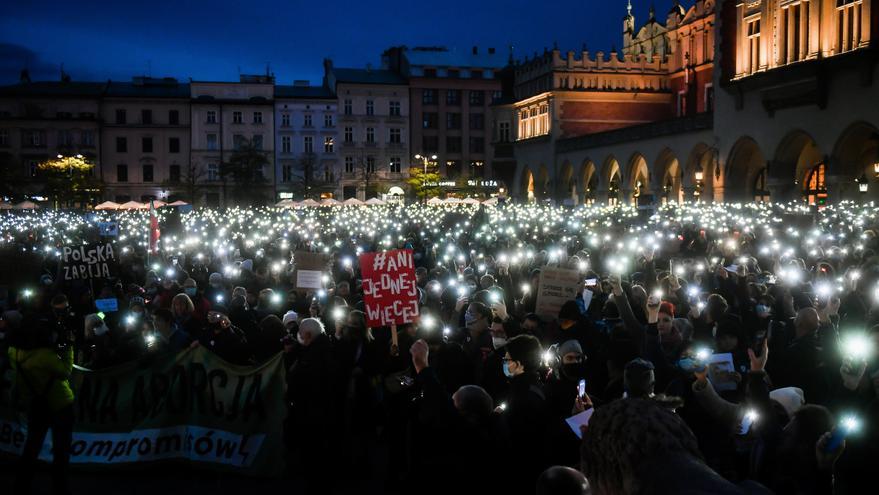 El Parlamento de Polonia rechaza el proyecto de ley para legalizar el aborto