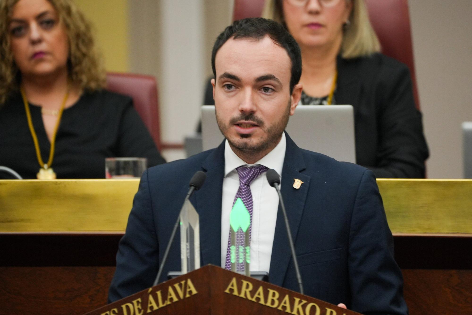 En imágenes: Pleno Tradicional de noviembre de Juntas Generales