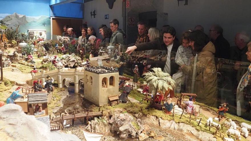 Las figuras del belén de Elgoibar cobran vida