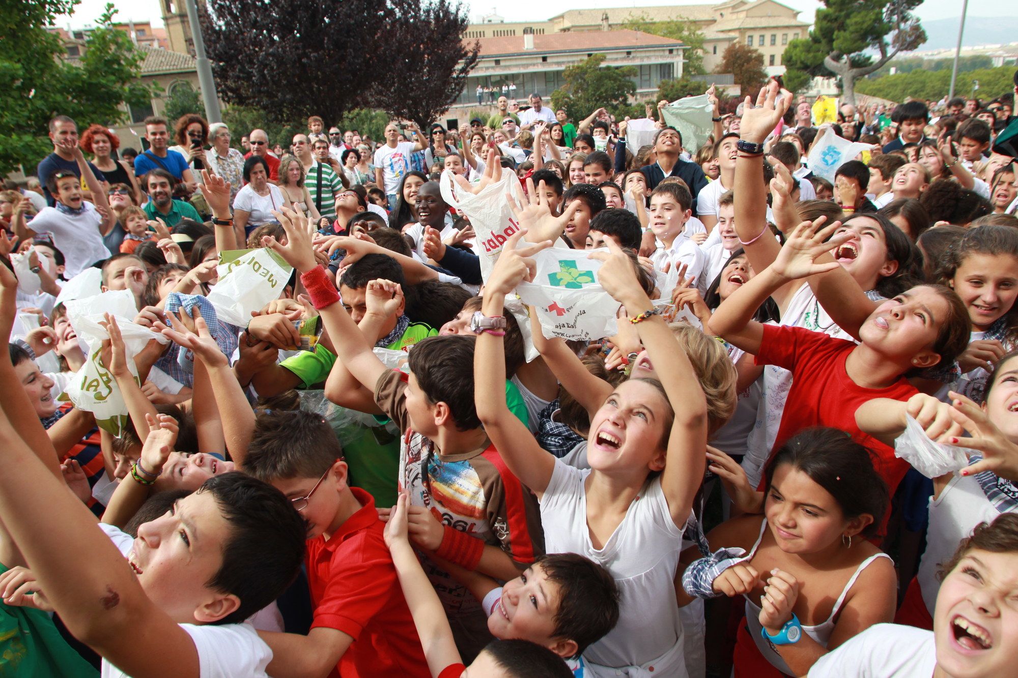 Protagonistas del cohete de San Fermín Txikito a lo largo de los años