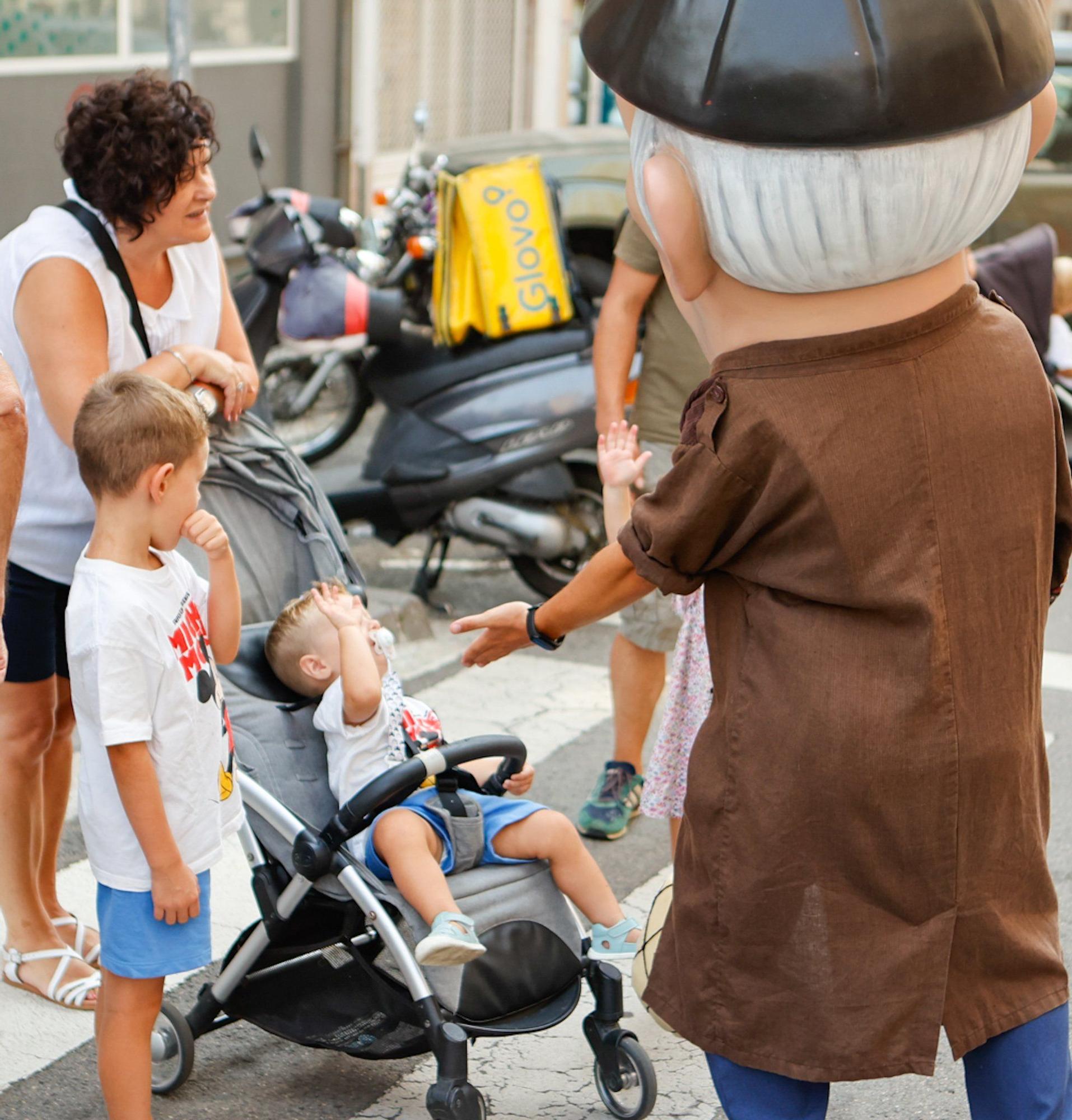 Fotos del chupinazo infantil en fiestas de Burlada 2025