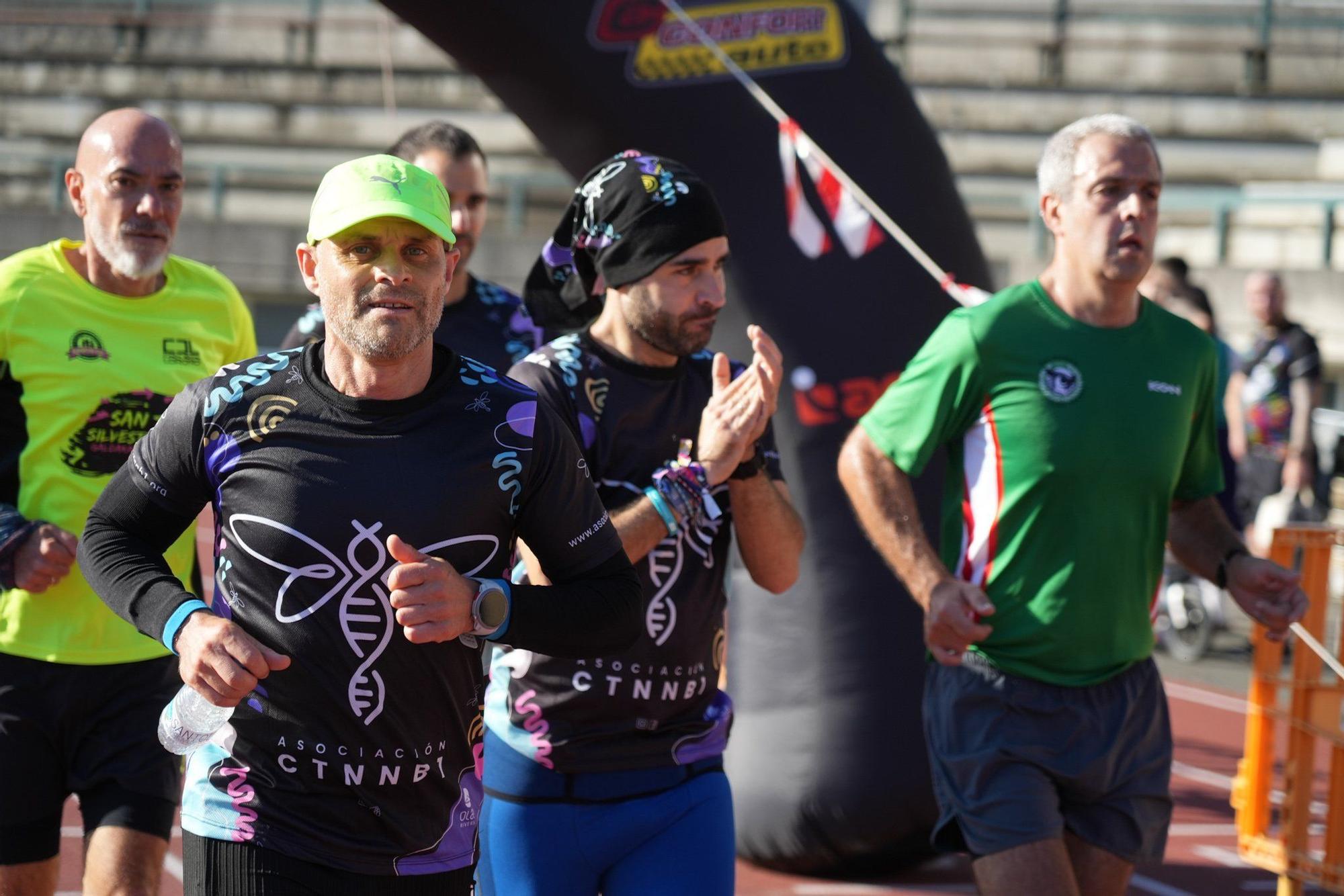 Basauri arropa a Yeray González en la final de su reto '12 maratones en 12 meses' por la asociación CNTTB1