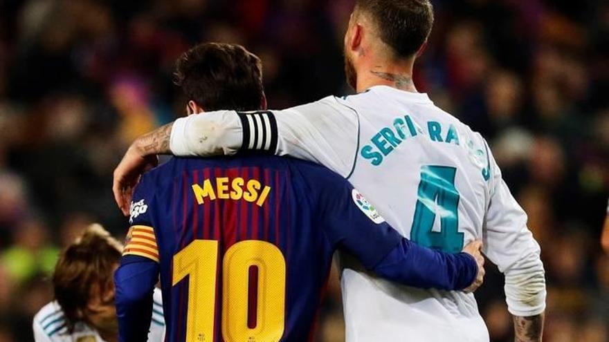 El Barça aguanta con diez