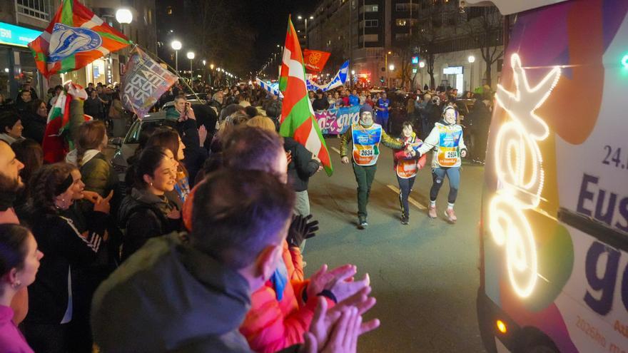Gasteiz se echa a la calle para arropar a la Korrika