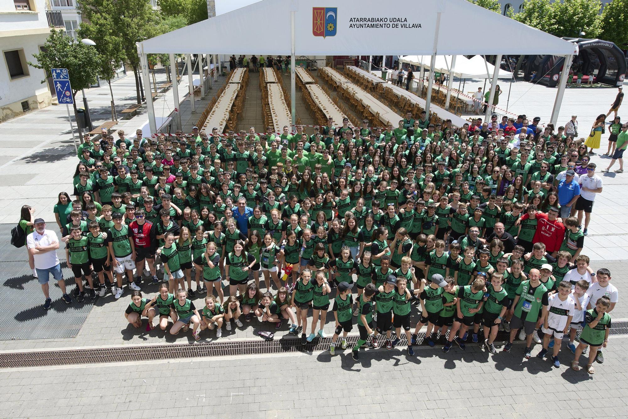 El Club Deportivo Beti Onak celebra su día entre homenajes