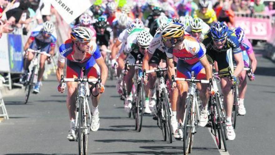 Vinokourov gana a lo Vinokourov