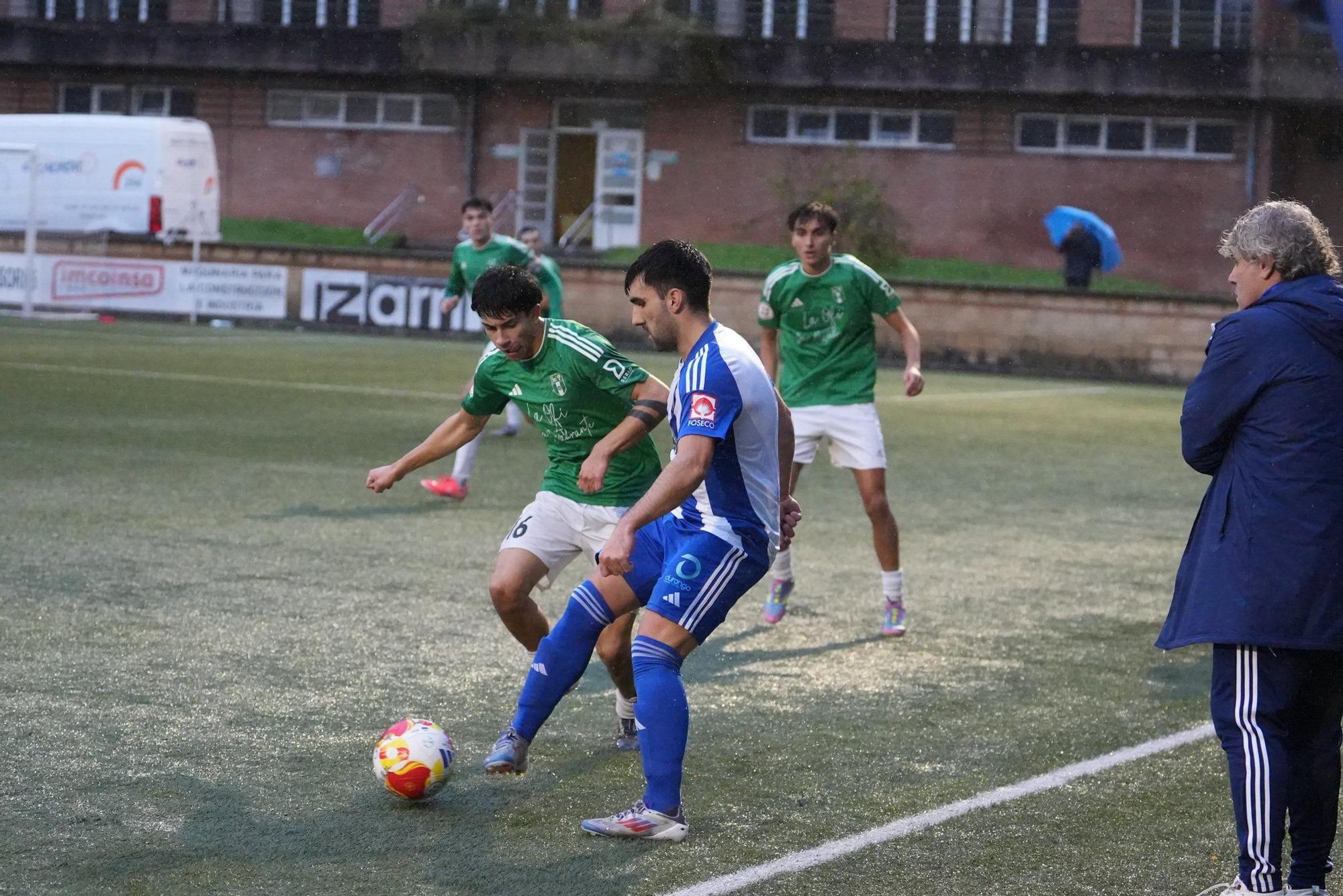 En imágenes: arieta corta la racha del Derio