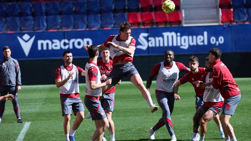 Fotos del entrenamiento a puerta abierta en El Sadar previo al Alavés-Osasuna