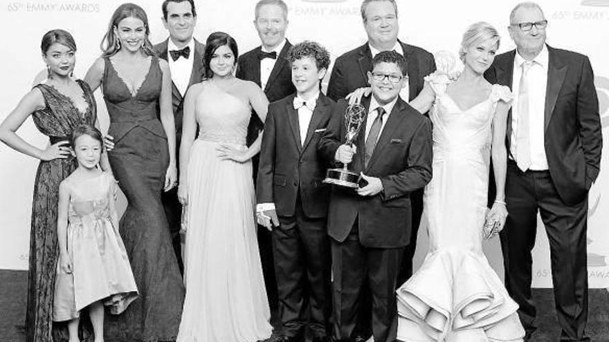 Las series &#039;Breaking bad&#039; y &#039;Modern family&#039; triunfan en unos Emmy muy repartidos