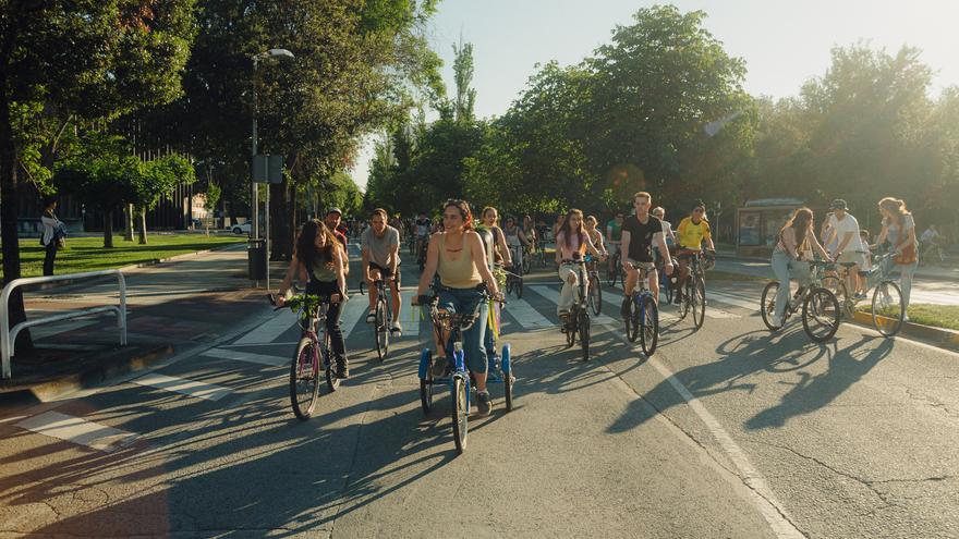 Pamplona se mueve sobre ruedas: ‘Masa Crítica’ llena el fin de semana de actividades