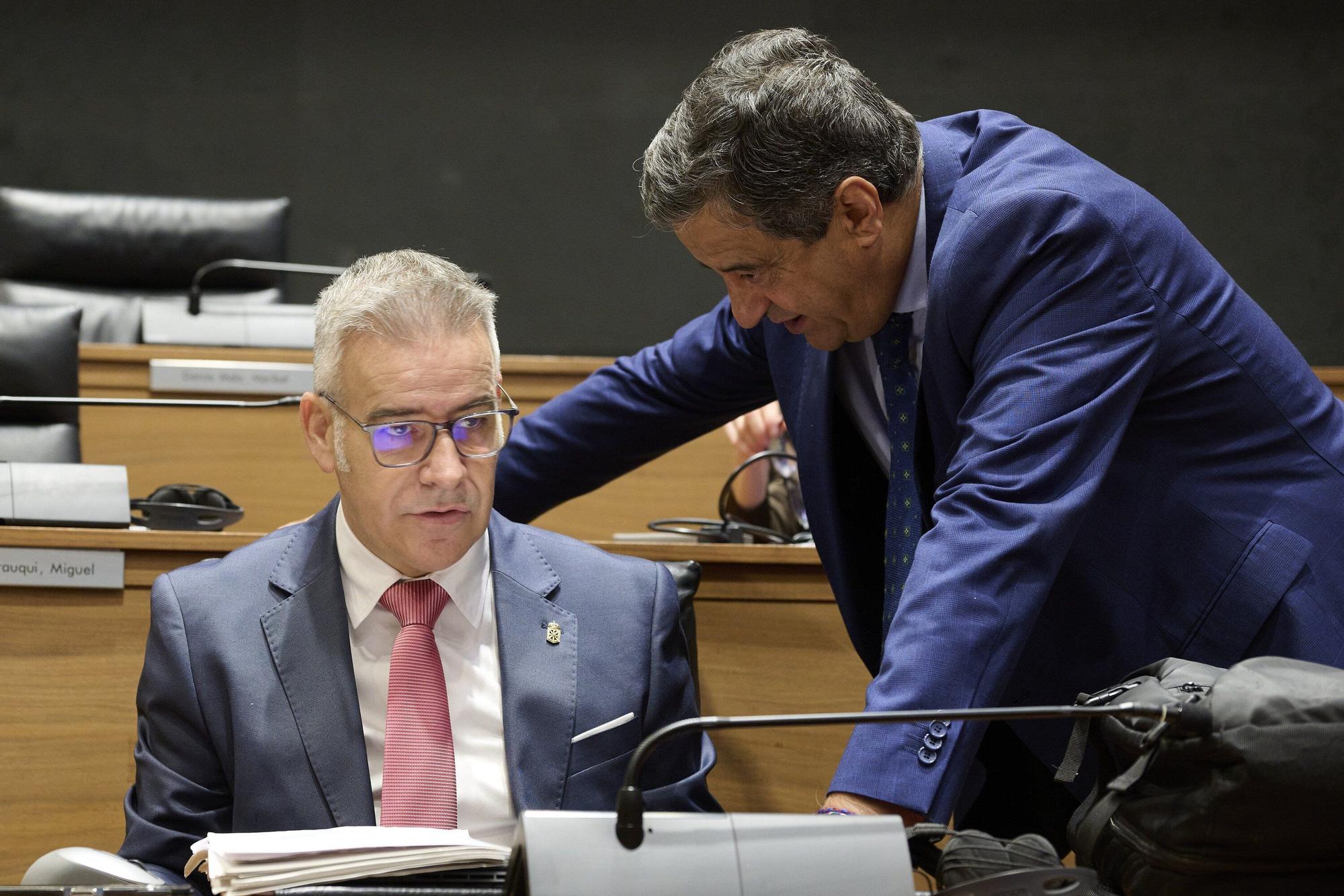 Fotos del pleno del Parlamento de Navarra de este 6 de noviembre