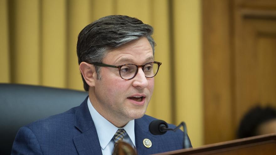 Los republicanos eligen a Mike Johnson como candidato a presidir la Cámara de Representantes de EEUU