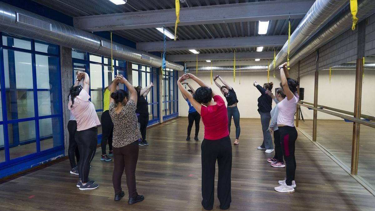 Actividad física para mujeres migrantes que trabajan en cuidados.