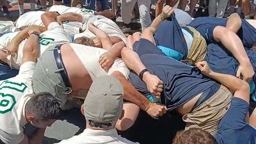 Melé improvisada en San Mamés