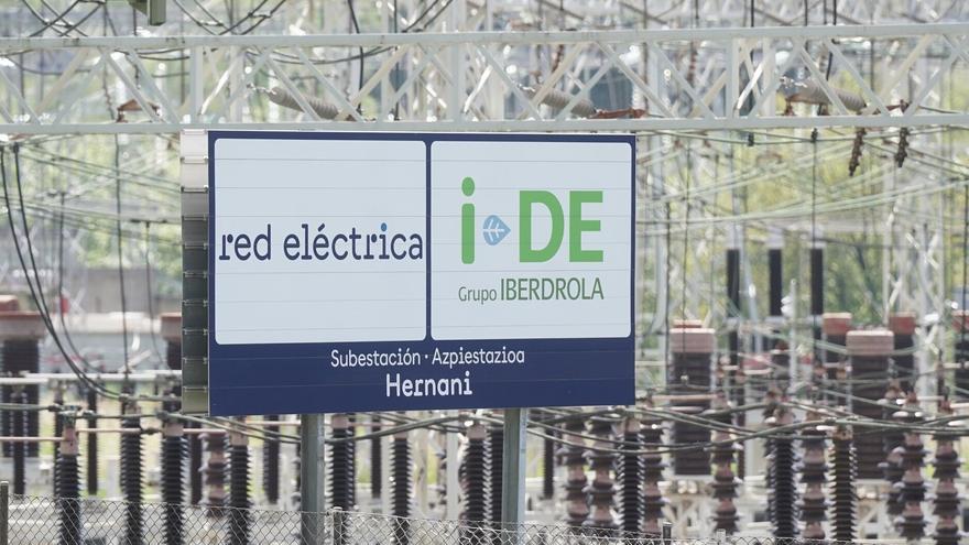 La interconexión eléctrica con Francia entre Hernani y Argia (Lapurdi) se repotencia y amplía su capacidad de transporte