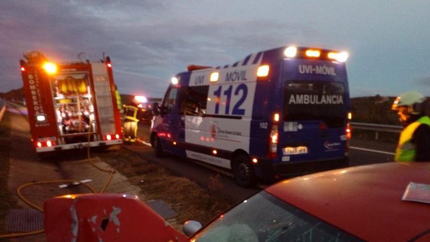Dos mujeres heridas en un choque por alcance en la A-12 a la altura de Obanos