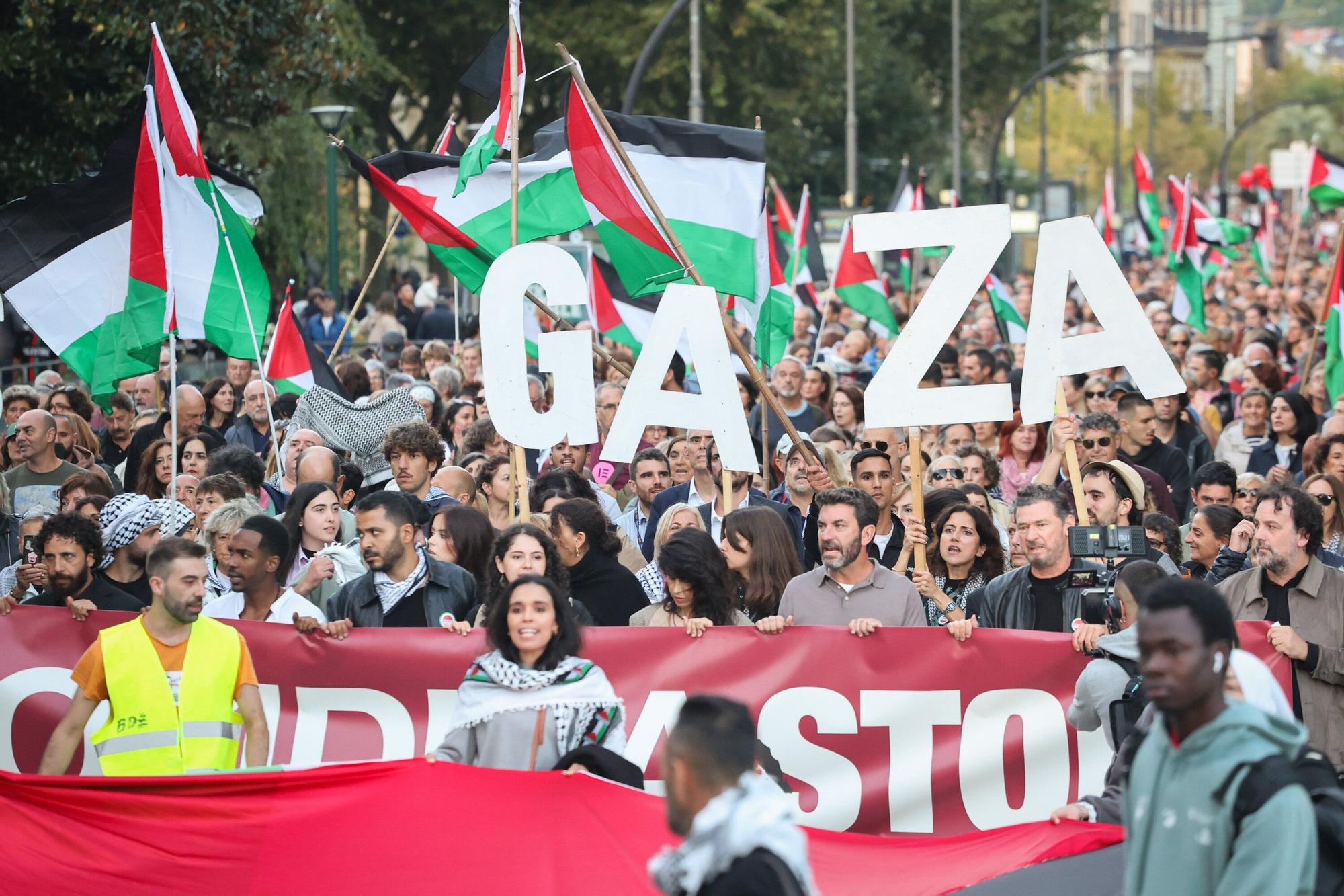 La voz de Hind Rajab | Fotos de la marcha en apoyo a Palestina en Donostia - San Sebastián