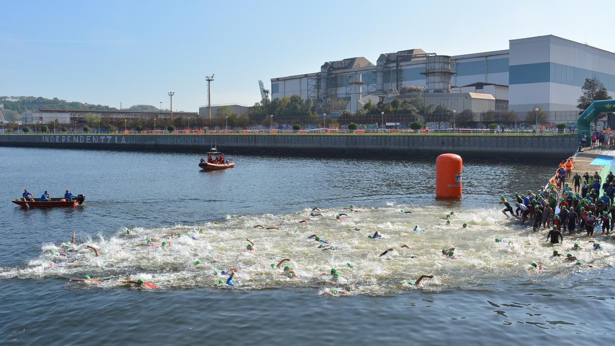 El triatlón será protagonista este domingo en Sestao.