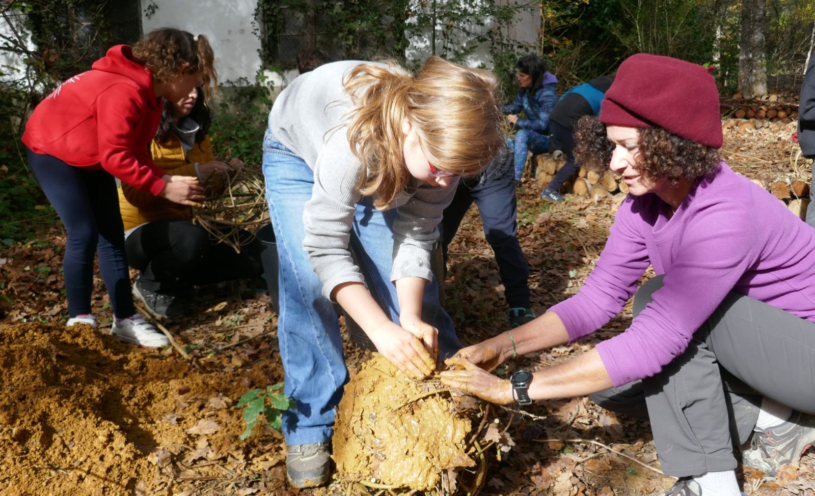 Mañana de castañas en Jauntsarats