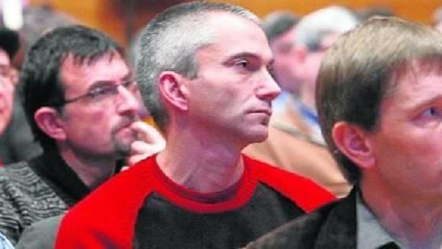 Petrikorena, Permach y Etxeberria, en la presentación de los estatutos de Sortu.