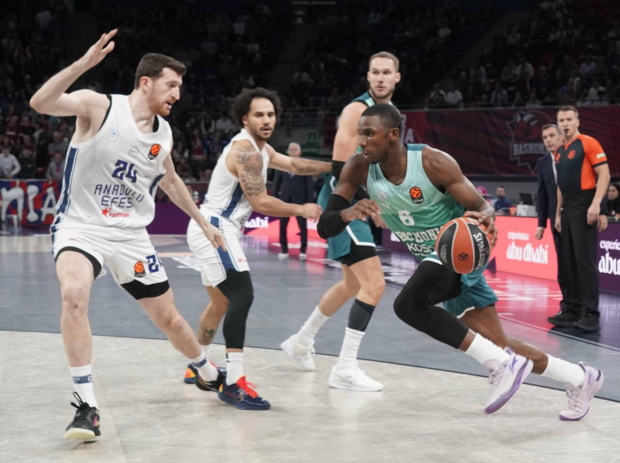 Las mejores imáganes del Baskonia 86-75 Anadolu Efes