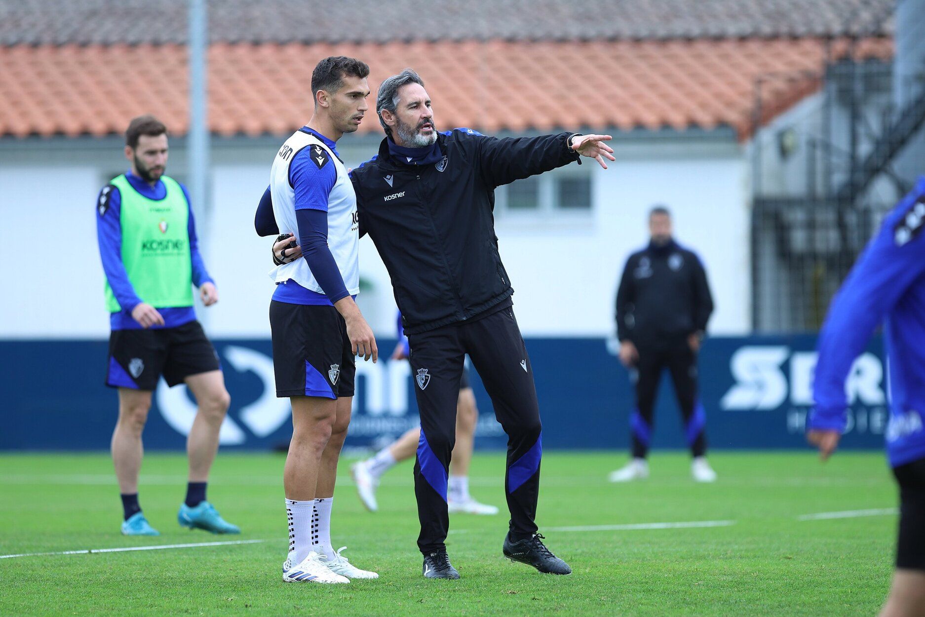 Fotos del entrenamiento de Osasuna (18/11/2024)