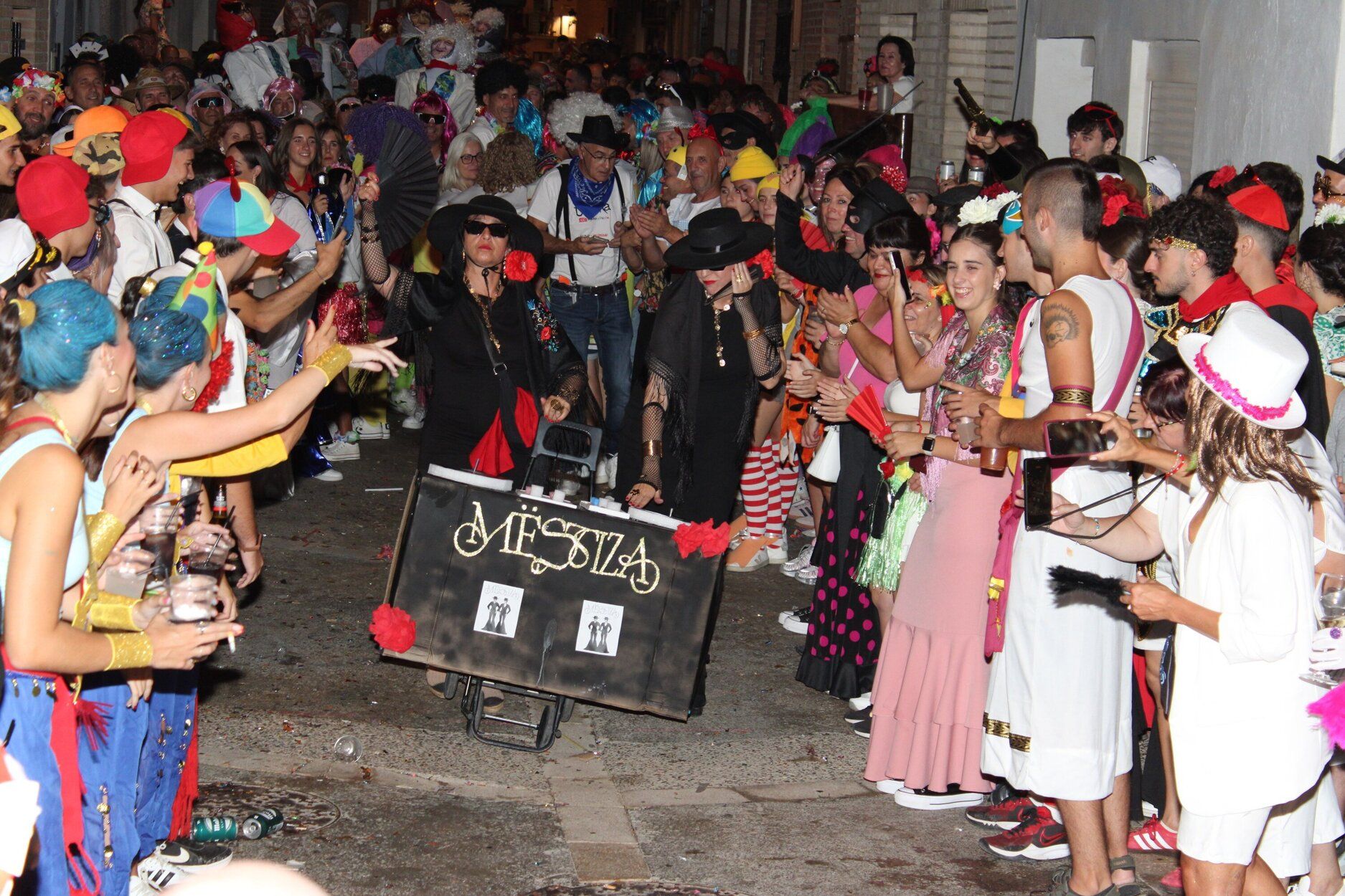 Tardeo de disfraces en Ablitas