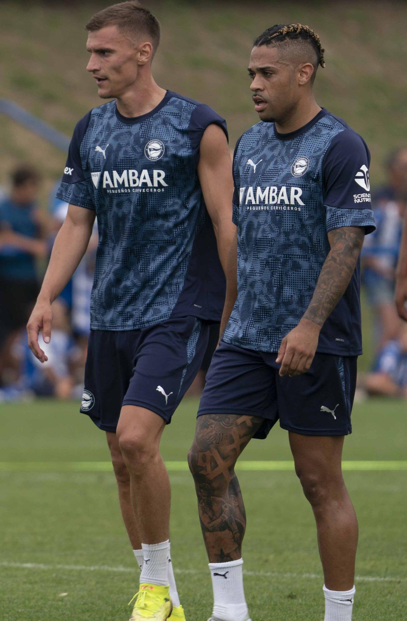 En imágenes: Una afición entregada al Alavés