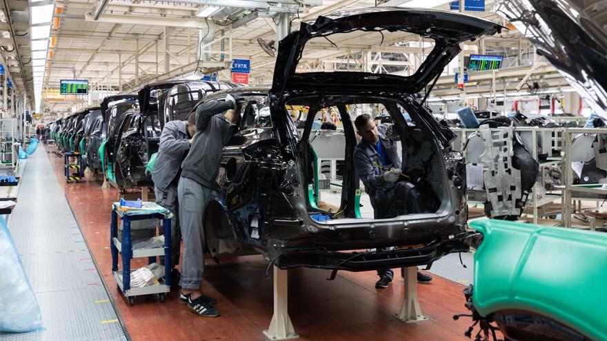 La industria del automóvil trata de encontrar su sitio de nuevo