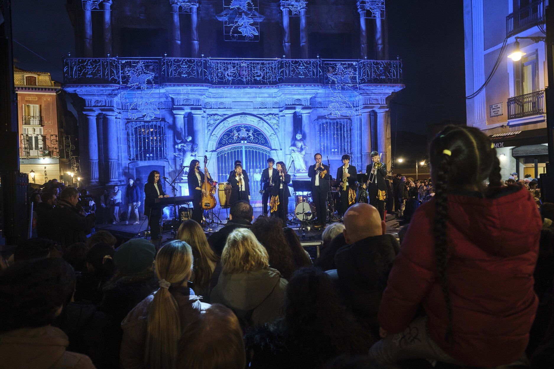 Imagenes del encendido de luces de navidad en Pamplona