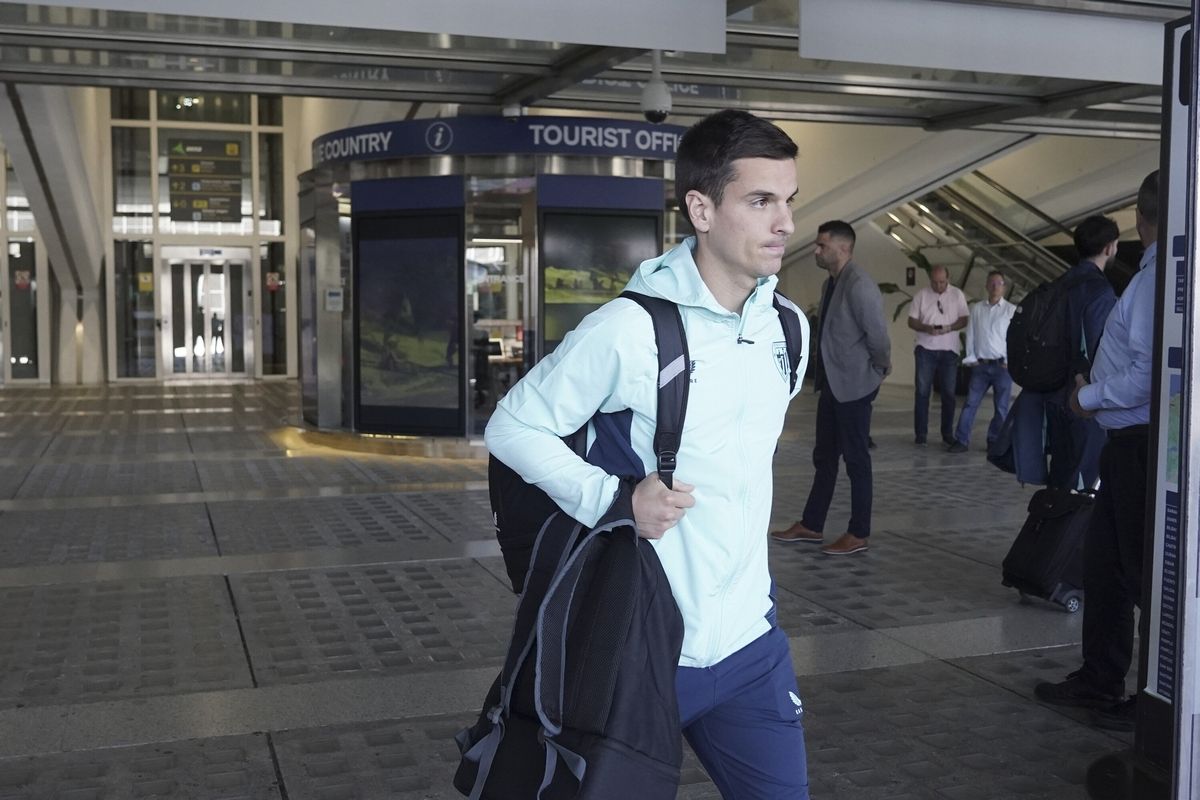 El Athletic vuelve a Bilbao desde Dortmund