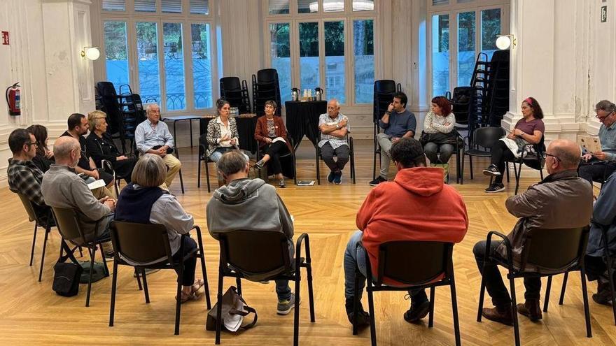 Laudio incorpora paseos al ciclo de asambleas de barrios
