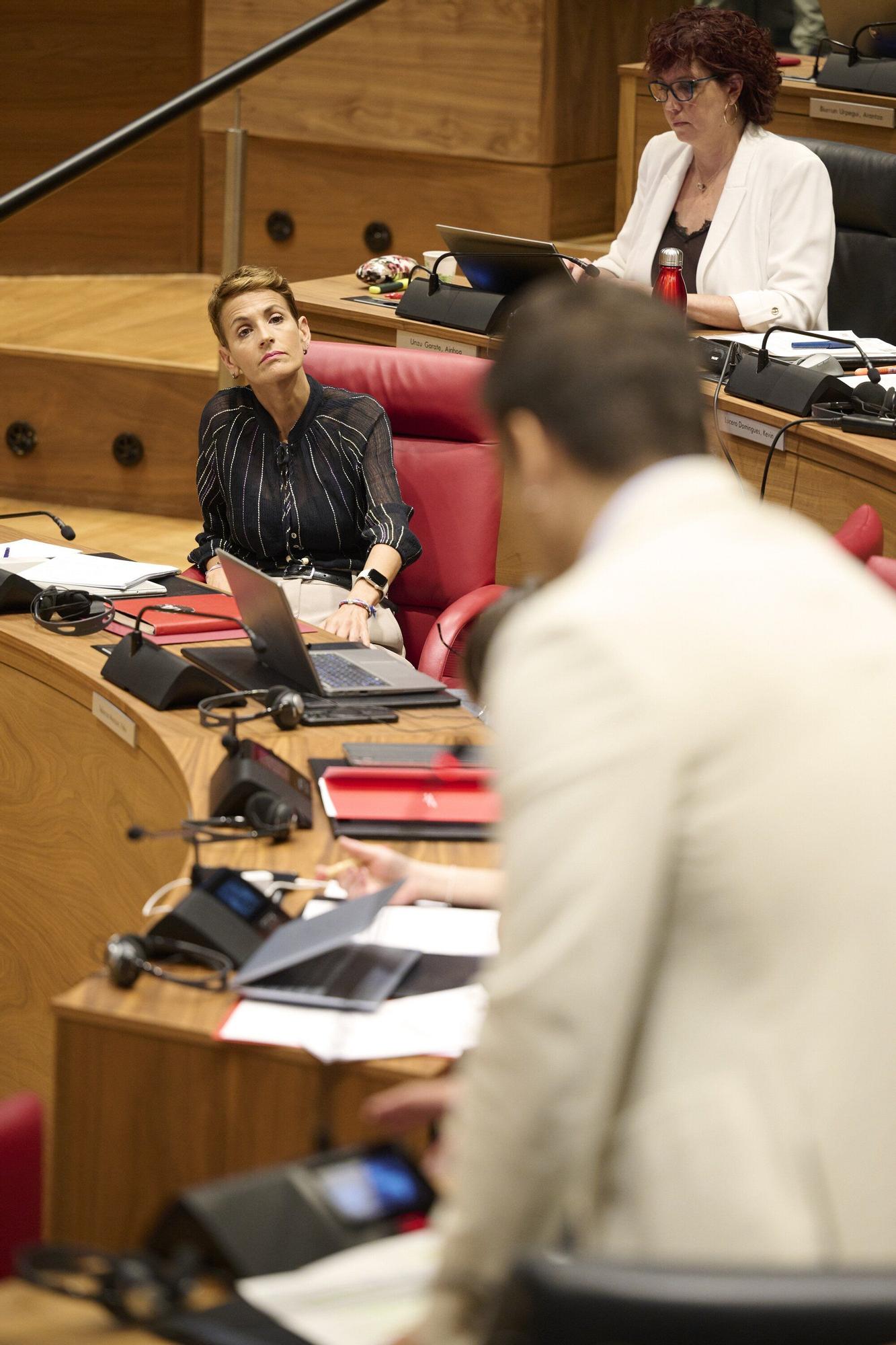 Fotos del pleno del Parlamento de Navarra (primero del curso 2025-26)