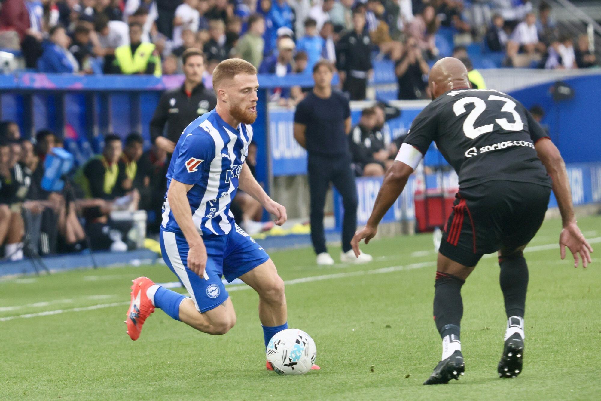 En imágenes: El Alavés cae en Mendizorroza ante el Sevilla
