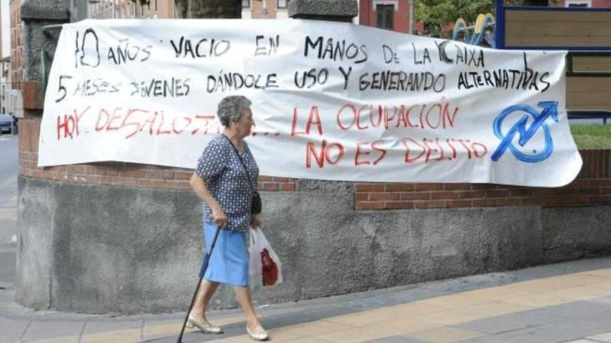 Desalojado sin incidentes el gaztetxe de Santutxu por orden judicial