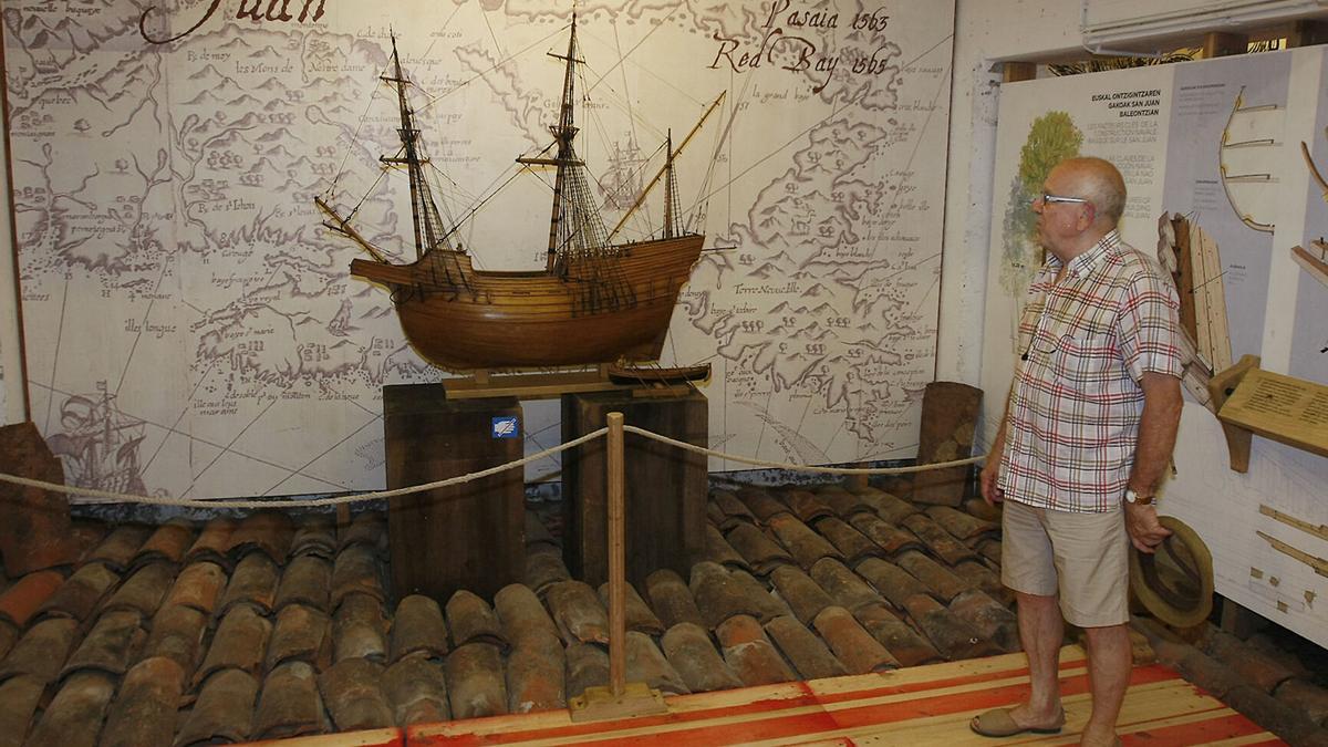 Apertura al público del astillero Albaola durante la construcción de la réplica de la Nao San Juan, ballenero vasco hundido en Canadá en 1565