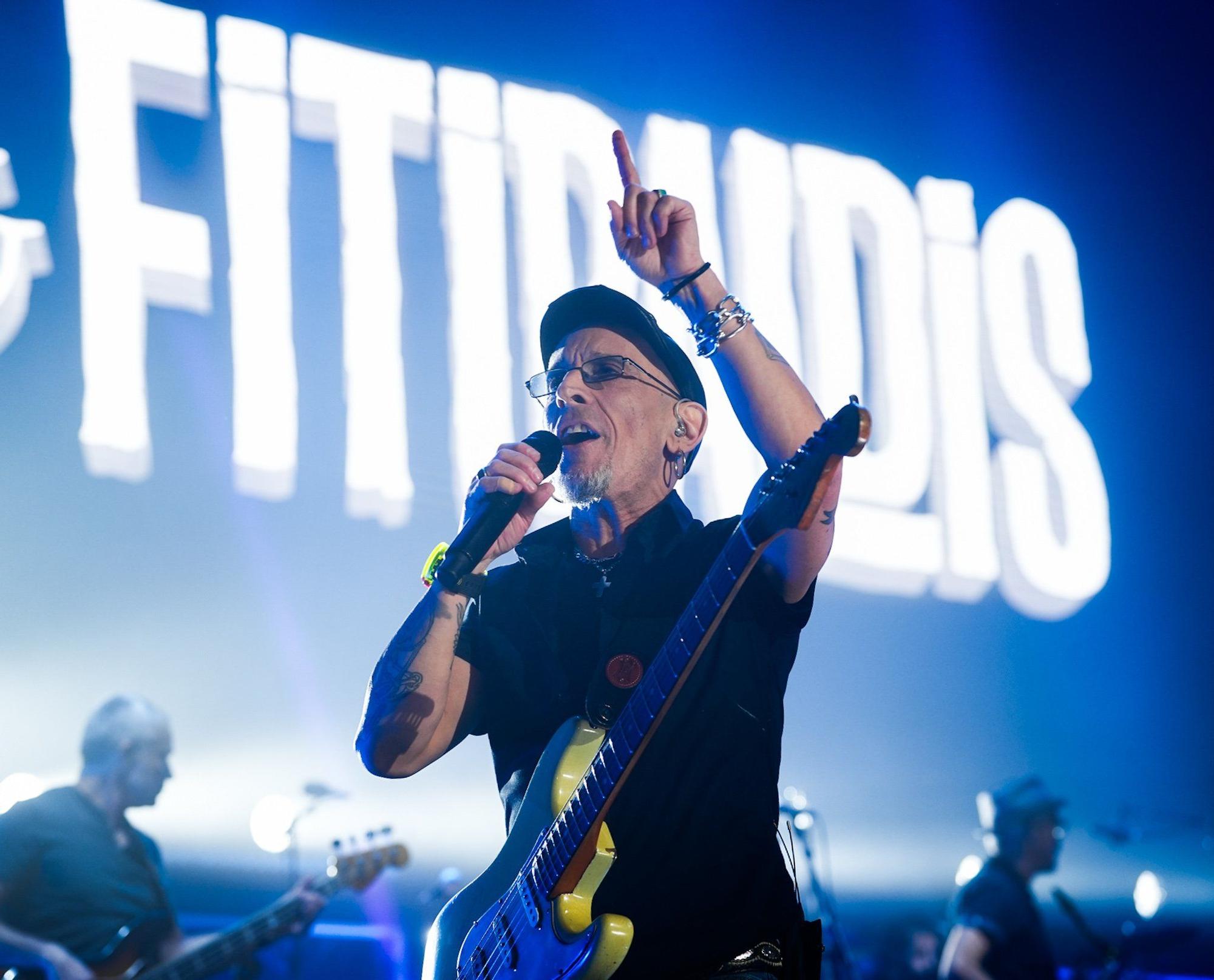 En imágenes: así ha sido en inicio de la gira de Fito&Fitipaldis